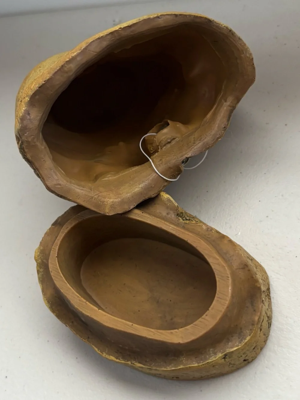 Wecorama-Serengeti Boulder Ridge Small/Medium Cricket Reptile Feeder